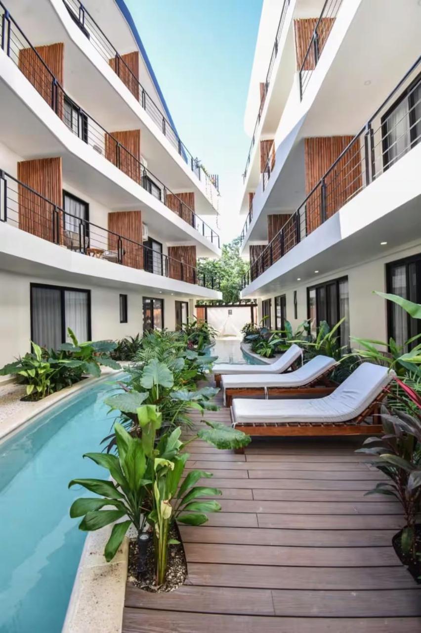 Santal 102 Tulum